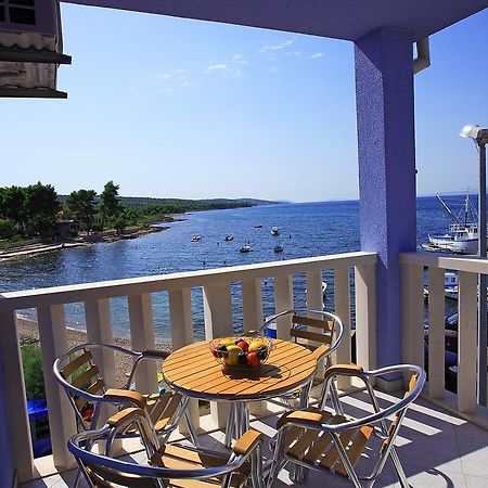 Aparthotel Marina Gromela Mirce Habitación foto