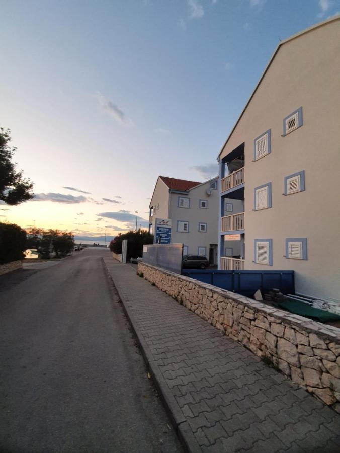 Aparthotel Marina Gromela Mirce Exterior foto