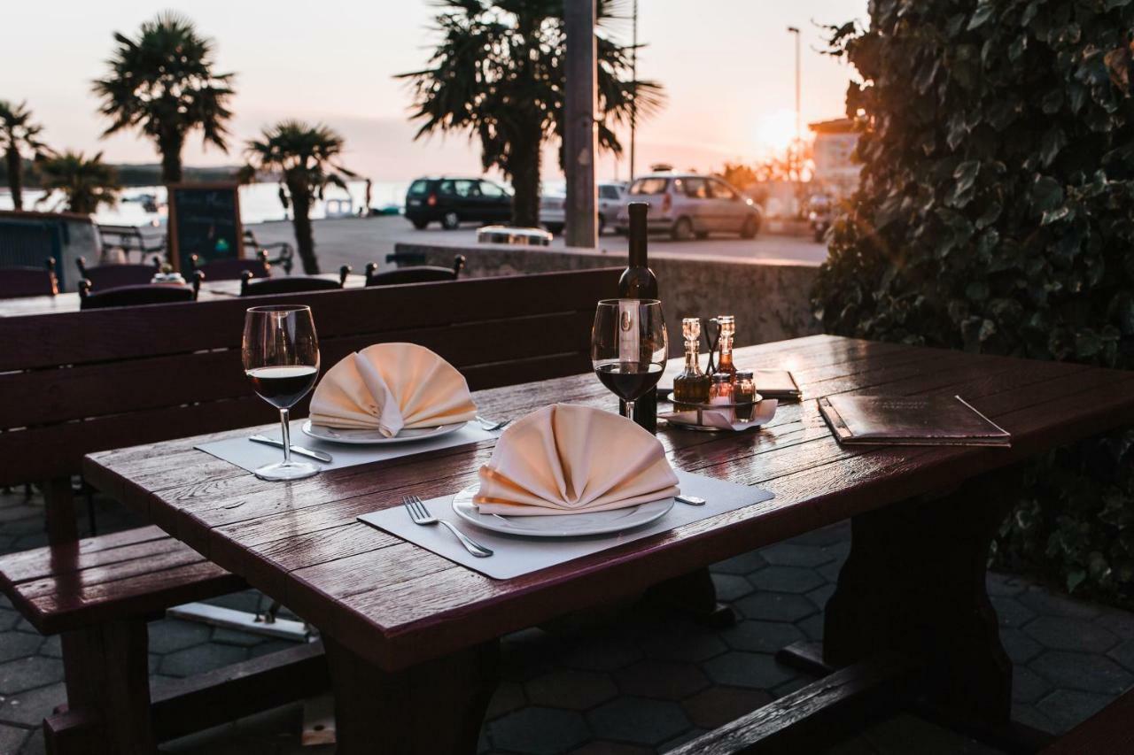 Aparthotel Marina Gromela Mirce Exterior foto